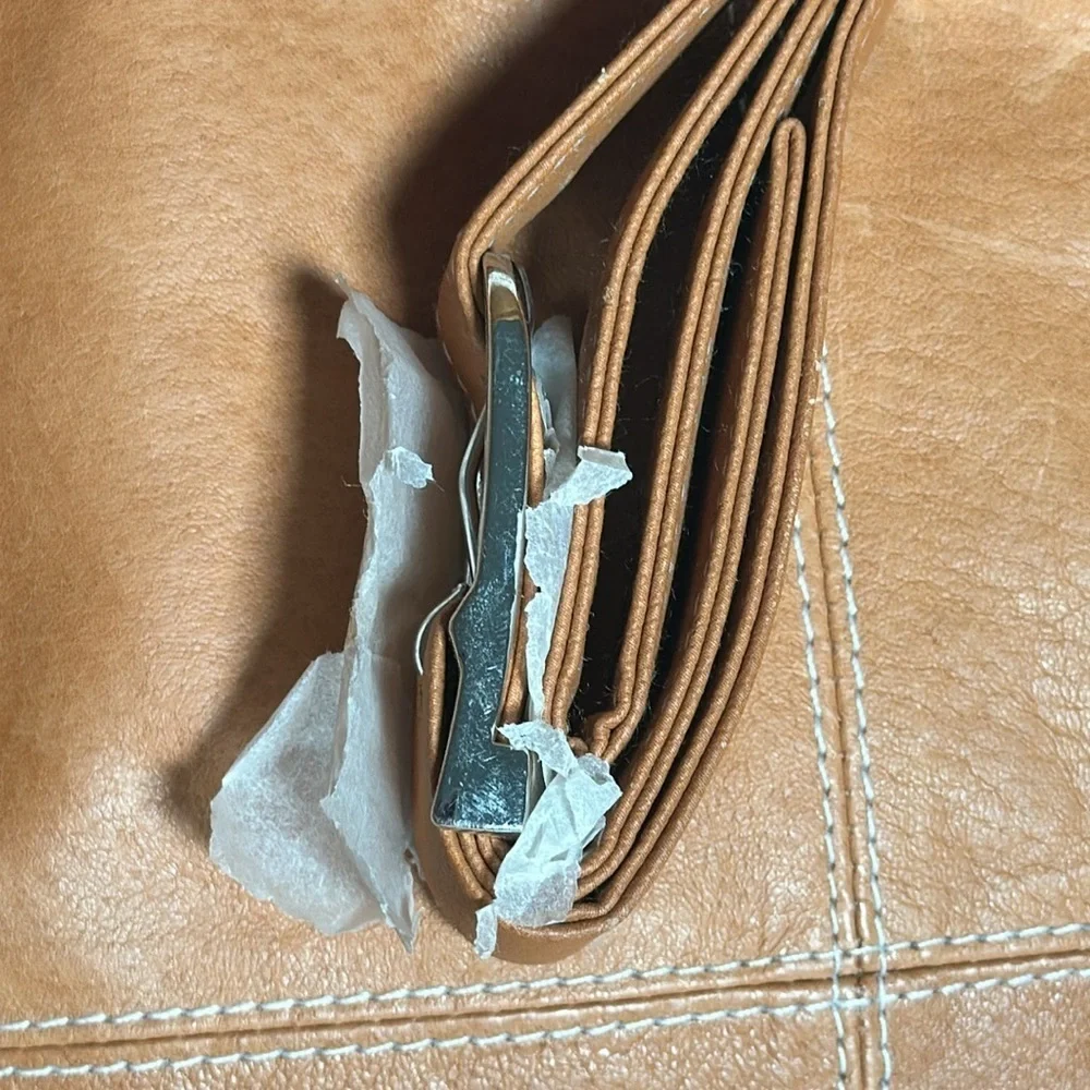 Bentley Tan Leather Laptop Bag - Sleek Crossbody Carry